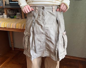 Gonna cargo utility beige, gonna streetwear stile Y2K Gorpcore.