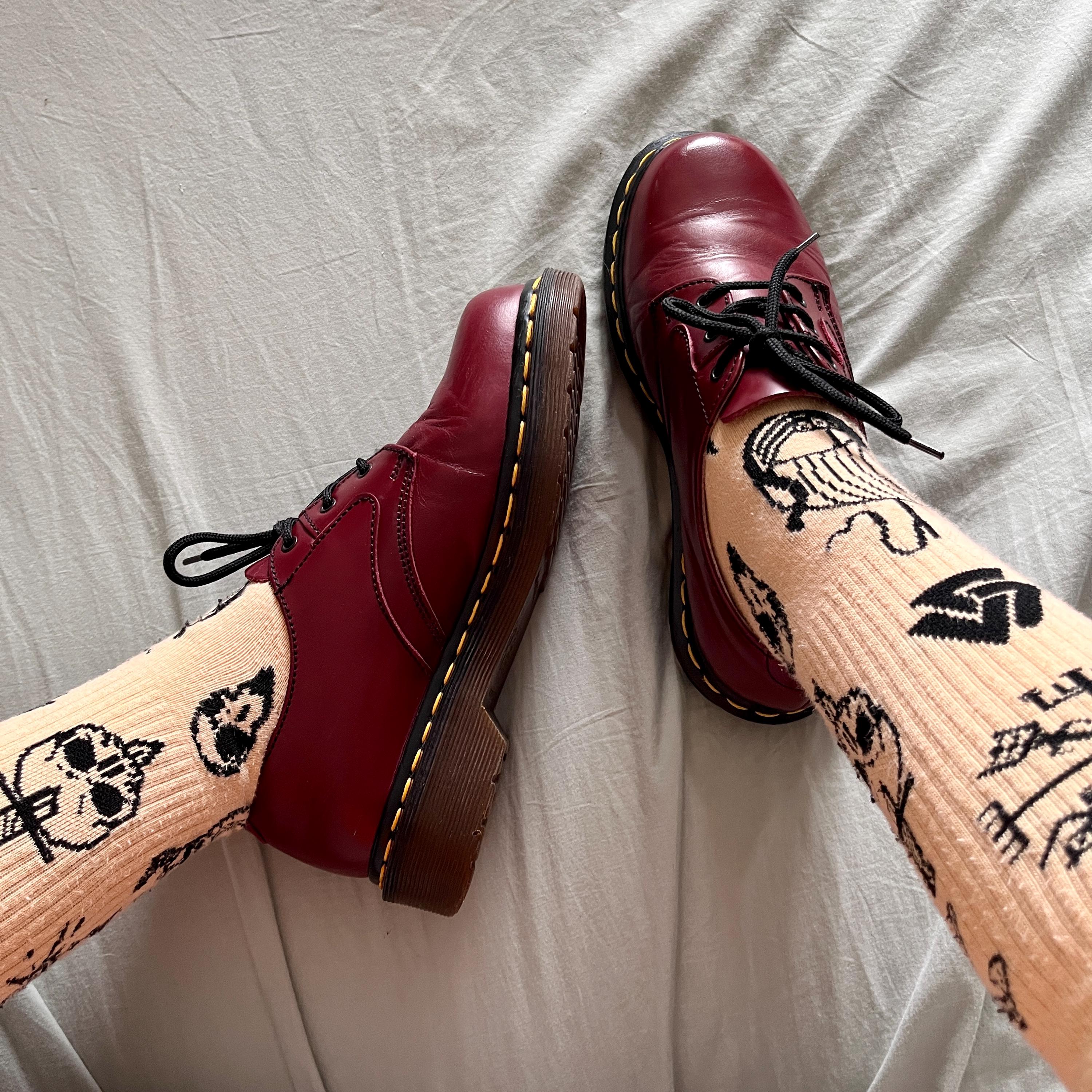 Dr. Martens Zwarte platte leren sandalen met verstelbare gespsluiting