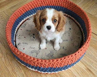 Cestas de ganchillo para perros - colores variados