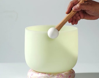 432 Hz handgemaakte klankschaal citrienkwarts – 10 inch (noot E), meditatie, yoga, chakrahealing