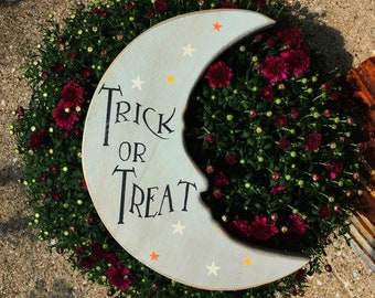 Trick or Treat sign/moon sign/rustic Halloween sign/vintage style Halloween/wooden moon sign/moon and stars sign/porch decor/country decor