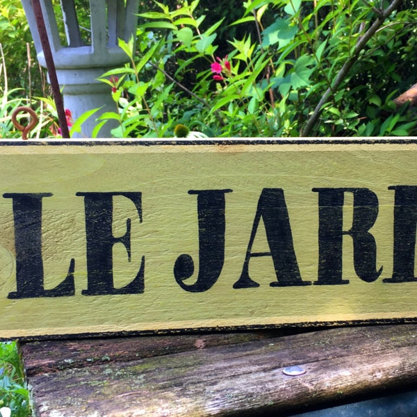 LE JARDIN sign/hand painted sign/green sign/French garden sign/vintage style sign/farmhouse sign/garden sign/French sign/wooden sign