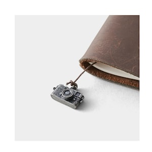 Diary TRAVELER's Notebook Book Charm Pendant - Camera