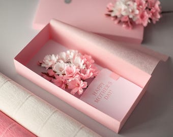 Cartão de Dia das Mães de Luxo com Sakura – Presente Floral Personalizado