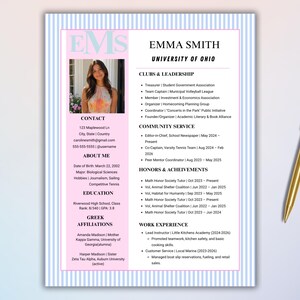 Modèle de CV à rayures bleues et roses avec photo | CV condensé PNM | Paquet de bousculade grecque | CV en recrutement panhellénique Canva