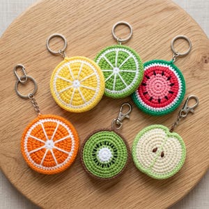 Virkat fruktskivsberlockmönster, citrusnyckelring, vattenmelon, apelsin, kiwi (PDF-nedladdning)
