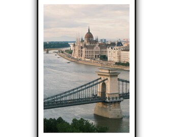 Budapest Kunstdruck-Set | Landtag, Kettenbrücke Kunst | Filmische Stadtansicht (2 Digitale Downloads)