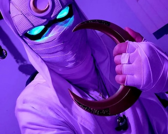 Maschera del vigilante lunare "Il Cavaliere" - Oggetto di scena in resina ad alta definizione - Maschera professionale da eroe in abito bianco