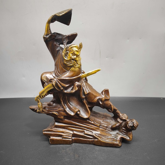Bronze Zhong Kui Statue – Demon Queller, Sword, Fan, Feng Shui