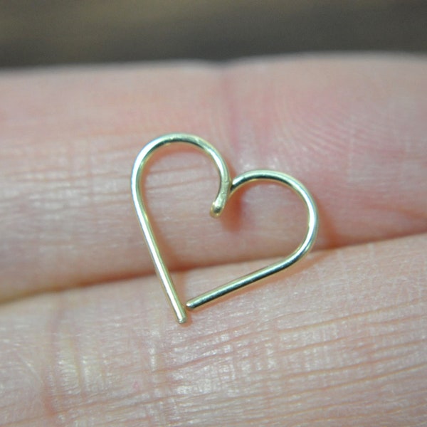14k Gold Filled Tiny Heart Hoop Piercing/Daith piercing/Daith Earring/Helix Heart Hoop/Helix Heart Earring/gold heart/cartilage heart