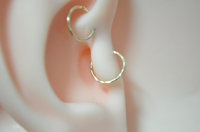 Hammered Gold Filled Cartilage Hoop, tiny hoop earring, septum ring, tragus hoop, helix piercing, daith hoop, cartilage piercing,silver,gold image 7