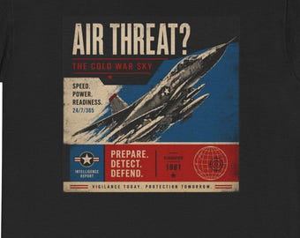 Maglietta da caccia della Guerra Fredda 1961 Air Threat Graphic Tee Vintage Military Aviation Shirt Retro Air Force Design