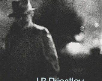 Libro de bolsillo "An Inspector Calls and Other Plays" de J.B. Priestley / Regalo de literatura clásica del teatro