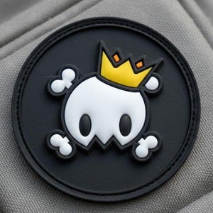 Parche de PVC con calavera coronada 3D, parche táctico gótico con cierre de velcro para mochila, chaleco, sombrero o chaqueta.