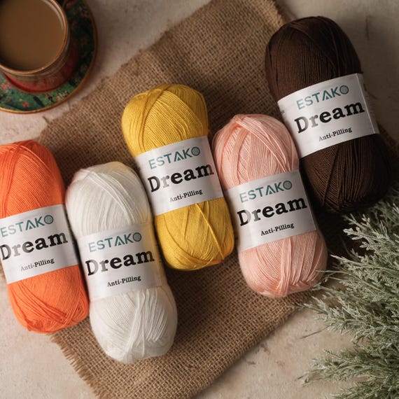 Estako Dream Fingering Yarn, 100% Microfiber Acrylic Yarn for Crochet & Knitting, Soft Anti Pilling Yarn, 100g 383 Yards
