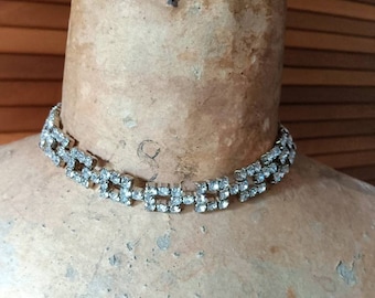 MOSCHINO collana vintage girocollo in acciaio e strass regolabile meraviglioso pezzo raro anni 80. Made in Italy