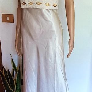 abito anni 60 colore crema raso broccato matrimonio festa di nozze