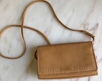 Fossil Tan Genuine Leather Crossbody Wallet Bag Tri-Fold Organizer Purse