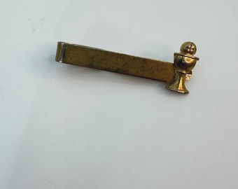 Vintage Gold Ton Messing religiöse Kelch Krawattenklammer Klerus Priester Katholik