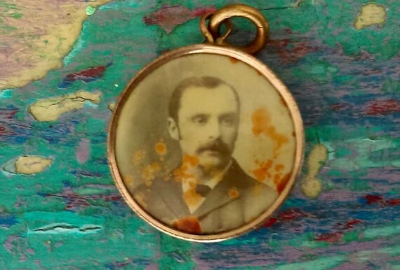 Antique Victorian Picture Locket/Charm | Victoria… - image 3