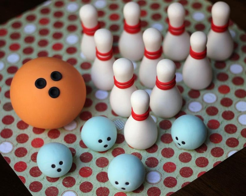 Edible fondant bowling toppers. Bowling fondant toppers. | Etsy