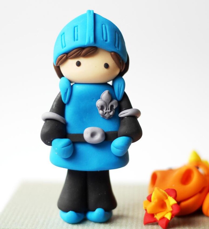Fondant Knight Topper Knight Cake Topper Knight Fondant Etsy Fondant Knight Topper Knight Cake Topper Knight Fondant Etsy