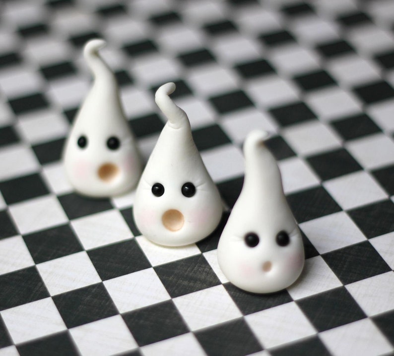 Fondant Cupcake Toppers Classic Vintage Halloween Ghosts Etsy