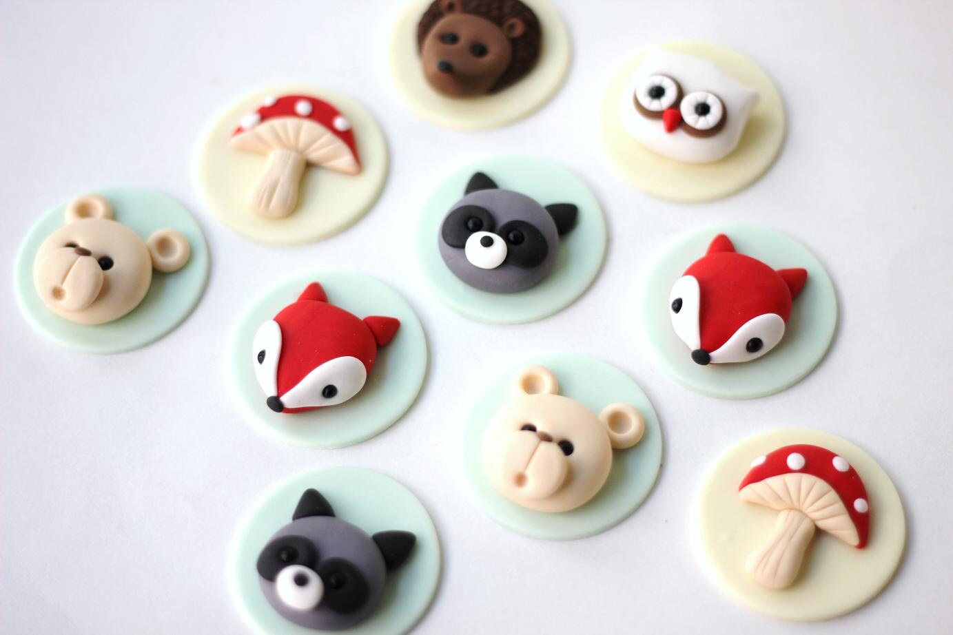 Woodlands fondant cupcake topper set. Forest cupcake topper. Etsy