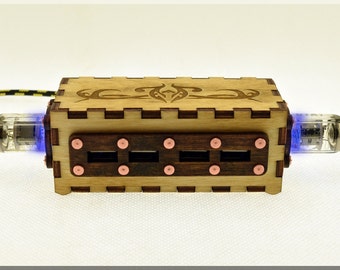 Wooden BLUE Double Pentode Vacuum Radio Tubes 4 ports USB 2.0 HUB Splitter. Steampunk/Fallout style