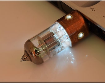 8/16/32/64/128GB White Porthole Pentode radio vacuum tube usb flash drive. Steampunk/Industrial style