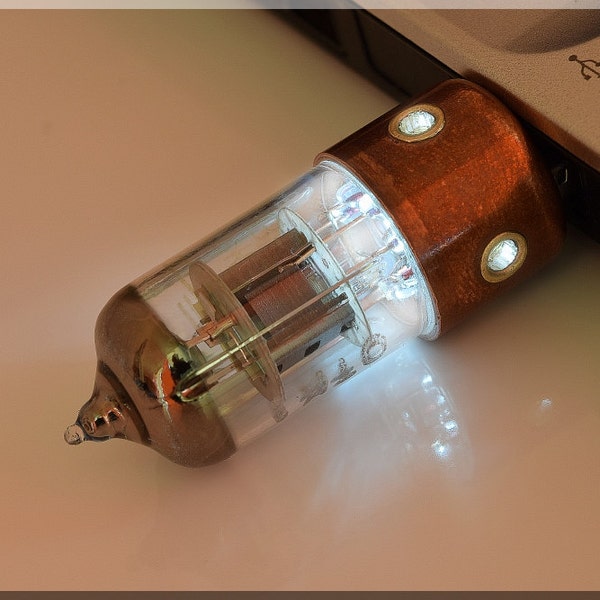 8/16/32/64/128GB White Porthole Pentode radio vacuum tube usb flash drive. Steampunk/Industrial style