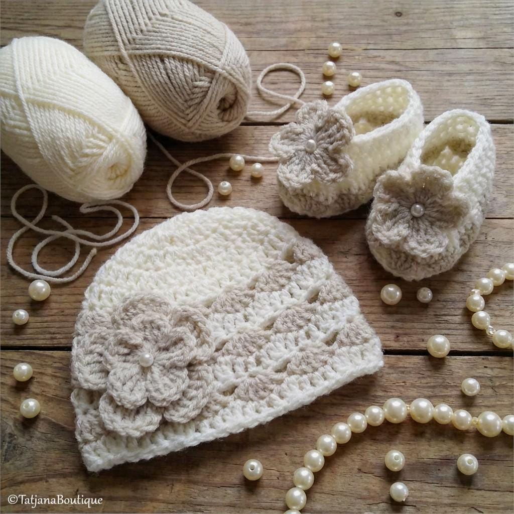 Crochet Baby Hat and Ballerina Booties Pattern, Flower & Pearl