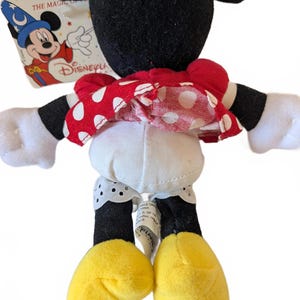 Peluche vintage de Minnie Mouse de Disneyland París, año 2000, con etiqueta litográfica, 21 cm. imagen 7