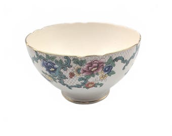 Cukierniczka Royal Cauldon Victoria z kwiatowym, falistym brzegiem, porcelana vintage, złote wykończenie, angielska herbata popołudniowa