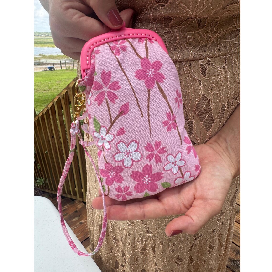 Sakura Eyeglass Case Vintage Japanese Tenugui Glasses Pouch Kiss Lock Case with Wristlet