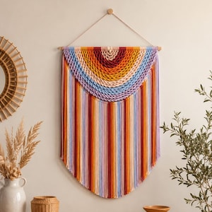 Färgglad regnbågsfärgad makraméväggbonad, stor bohemisk fransgobeläng, vävd fiberkonst för barnrum, sovrum, vardagsrum, barnrumsdekor 70 x 110 cm