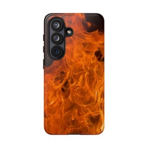 Mönster med flammande eld på mobilen | Tough Cases