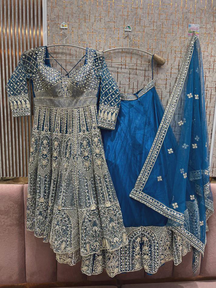 slim fit dress slacks Gulrukh U-1516 main image 1
