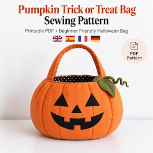 Può includere: Un cartamodello per una borsa per dolcetti a forma di zucca, realizzata in tessuto arancione con occhi e bocca in feltro nero, una foglia in feltro verde e una fodera interna a pois bianchi e neri. Il testo recita Pumpkin Trick or Treat Bag Sewing Pattern.