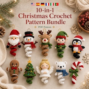 Op de afbeelding: Een 10-in-1 kerst haakpatroonbundel met tien verschillende ornamenten: een kerstman, sneeuwpop, rendier, elf, pinguïn, peperkoekmannetje, kerstboom, engel, ijsbeer en zuurstok, allemaal weergegeven met tekst.