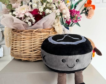 Pelúcia de hóquei no gelo - uma figura esportiva, fofa e reconfortante, um presente exclusivo para fãs de hóquei no gelo.