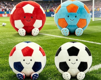 Coleção de brinquedos de futebol de pelúcia macios e fofos da Jellycat | Várias opções de cores | Inclui etiquetas e capa protetora contra poeira