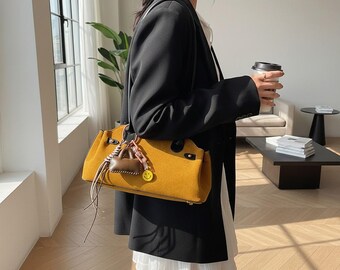 French-Inspired PU Suede Shoulder Bag for Women