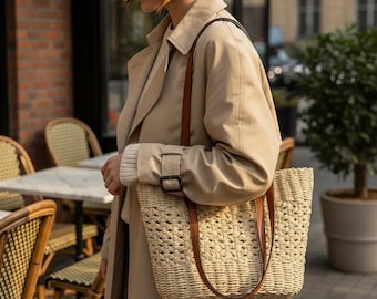 ふわふわのショルダーバッグ：女性用ふわふわフェイクファーハンドバッグ、冬の快適なアクセサリー