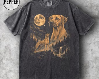 Grafisch T-shirt Rhodesian Ridgeback Howling Moon, T-shirt Vintage Moon Animals, Retro Hondenliefhebber Cadeau, Shirt Ridgeback Mom, Comfort Kleuren