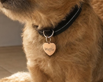 Gepersonaliseerde hondenpenning met naam | Hartvormige hondenpenning met gravure | Cadeau voor hondenmoeder | Cadeau voor pasgeboren puppy