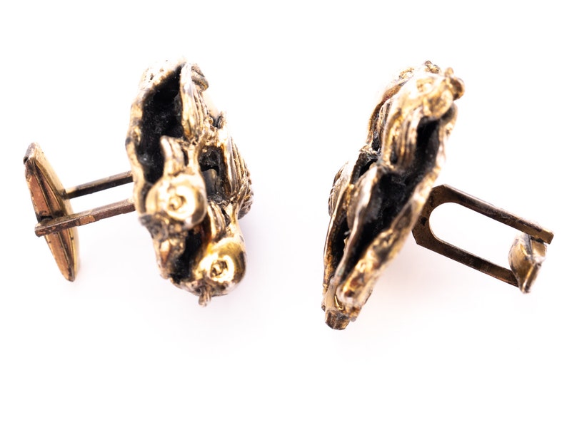 Vintage Tortolani Gold Tone Pisces Fish Zodiac Cufflinks