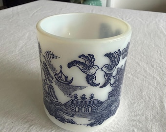 Vintage Hazel Atlas Becher mit blauem Weidenmuster