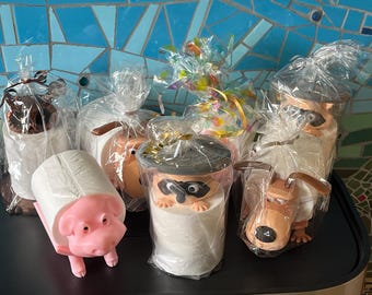 Set of 2 toilet roll holders animal figure