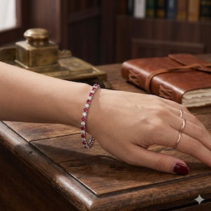 Tennisarmband 18 kt witgoud, 8,00 karaat natuurlijke robijn en diamant: VS1 Clarity